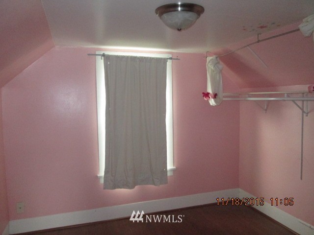 233 Williams Avenue North Renton, WA 98057 - Photo 6 of 9 Gallery Image 6