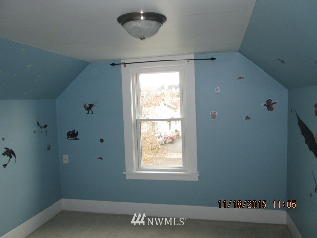 233 Williams Avenue North Renton, WA 98057 - Photo 7 of 9 Gallery Image 7