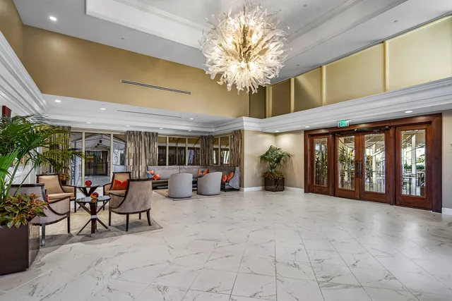 $235,000 | 6 Stratford Drive East, Unit D, Boynton Beach, FL 33436