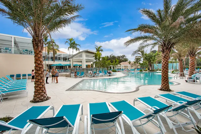 $235,000 | 6 Stratford Drive East, Unit D, Boynton Beach, FL 33436