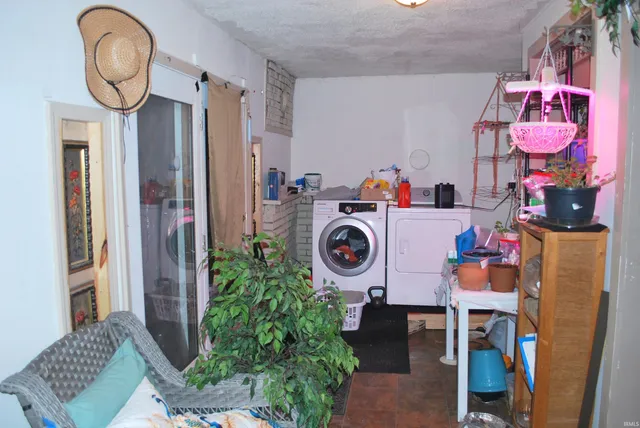 $150,000 | 1354 4th Avenue, Terre Haute, IN 47807