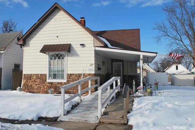 $150,000 | 1354 4th Avenue, Terre Haute, IN 47807