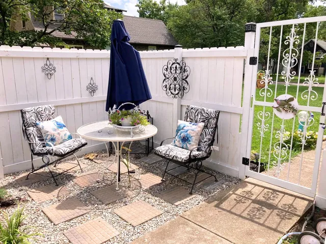 $150,000 | 1354 4th Avenue, Terre Haute, IN 47807