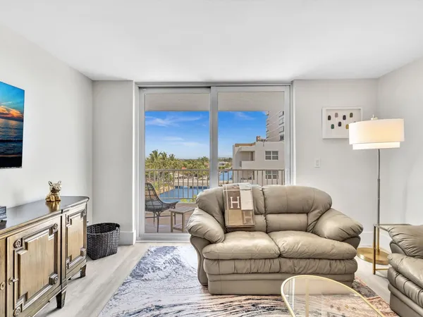 $3,750 | 1421 South Ocean Boulevard, Unit 503, Pompano Beach, FL 33062