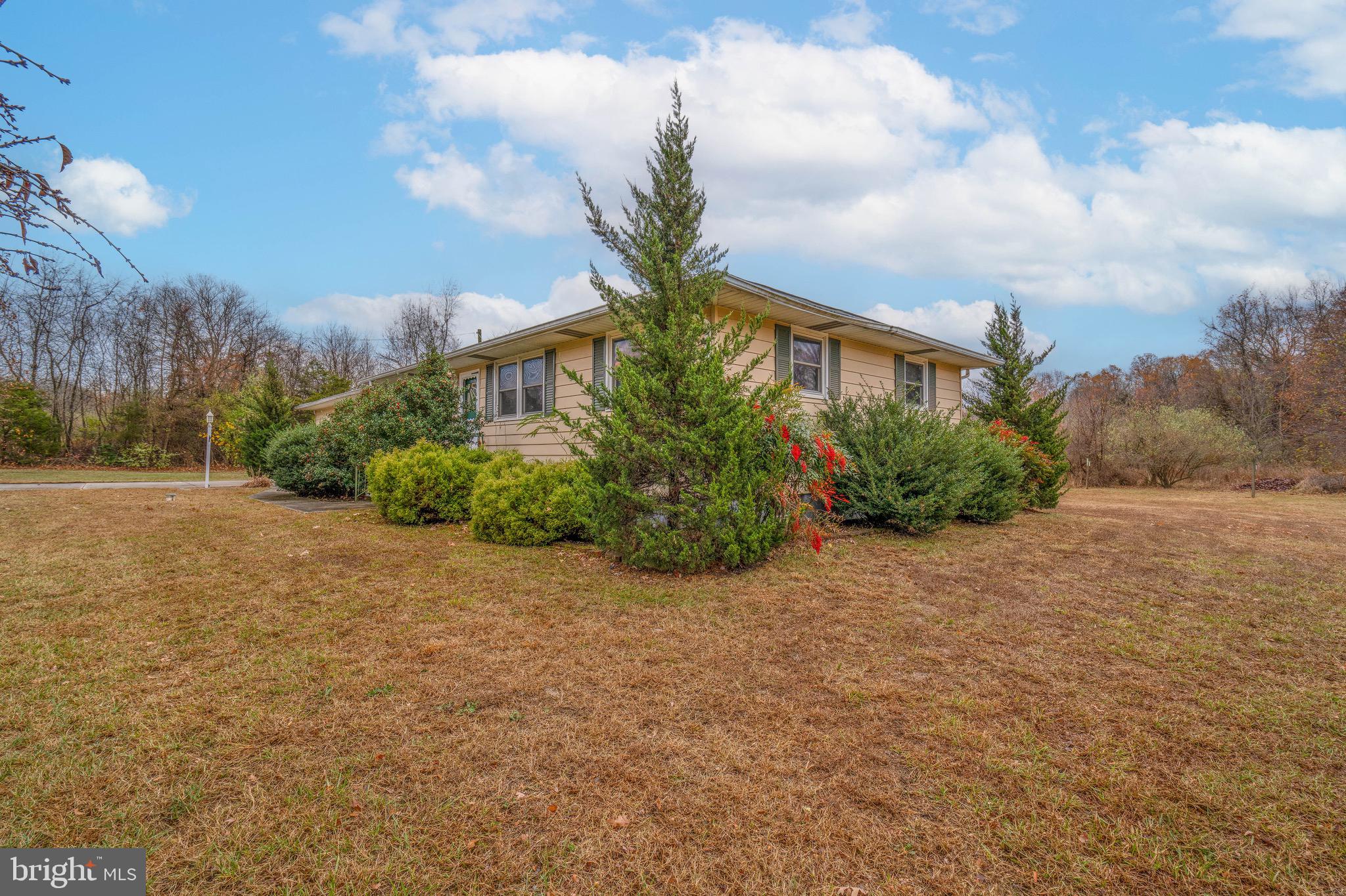 562 Elmer Road Bridgeton, NJ 08302 - Photo 2 of 37 Gallery Image 2