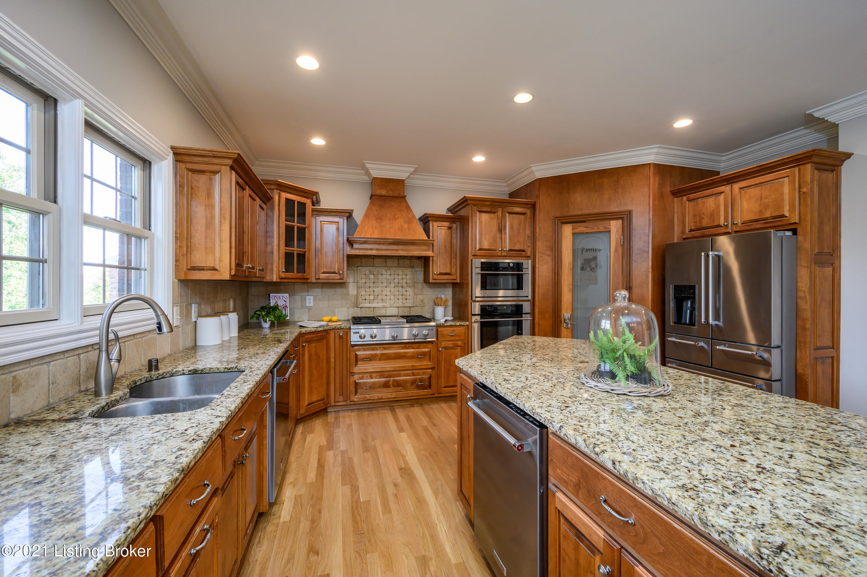 13518 Ridgemoor Drive Prospect, KY 40059 - Photo 15 of 58 Kitchen