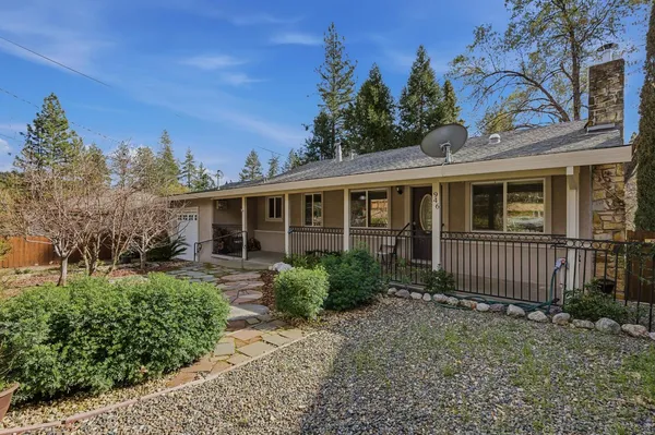 $519,900 | 946 Bartlett Avenue, Placerville, CA 95667