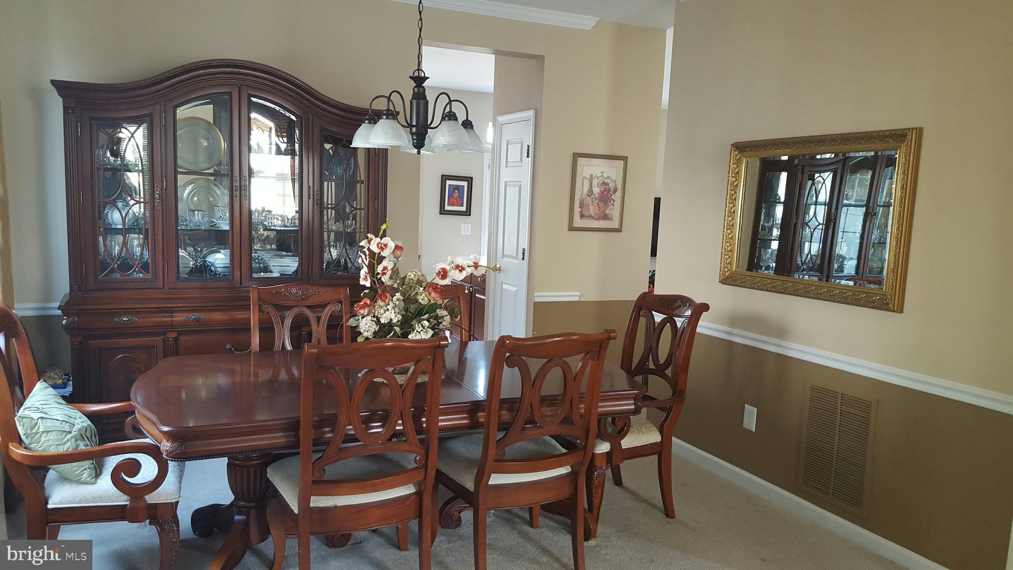 18 Keswick Road East Windsor, NJ 08520 - Photo 5 of 10 Gallery Image 5