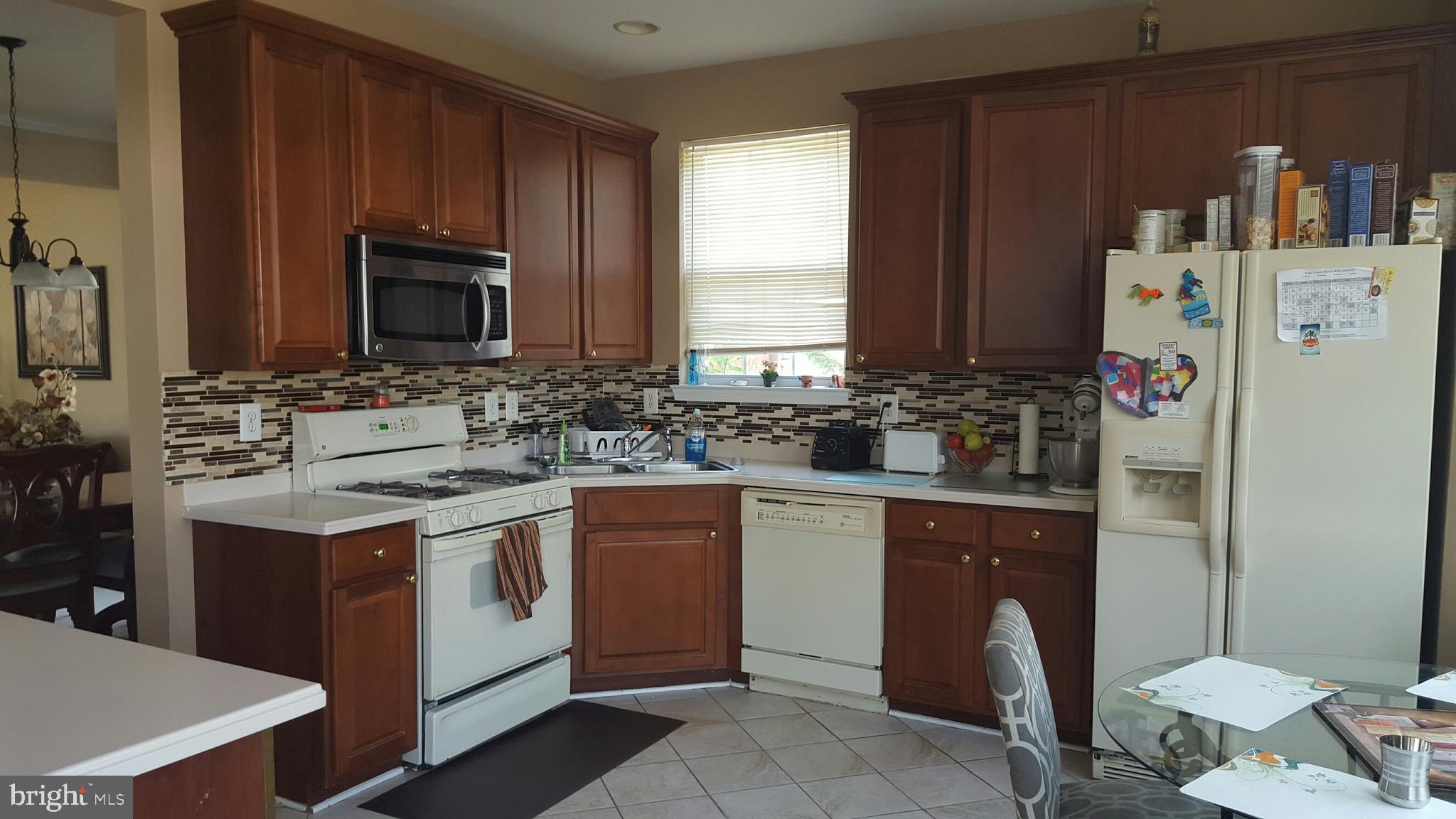 18 Keswick Road East Windsor, NJ 08520 - Photo 6 of 10 Gallery Image 6