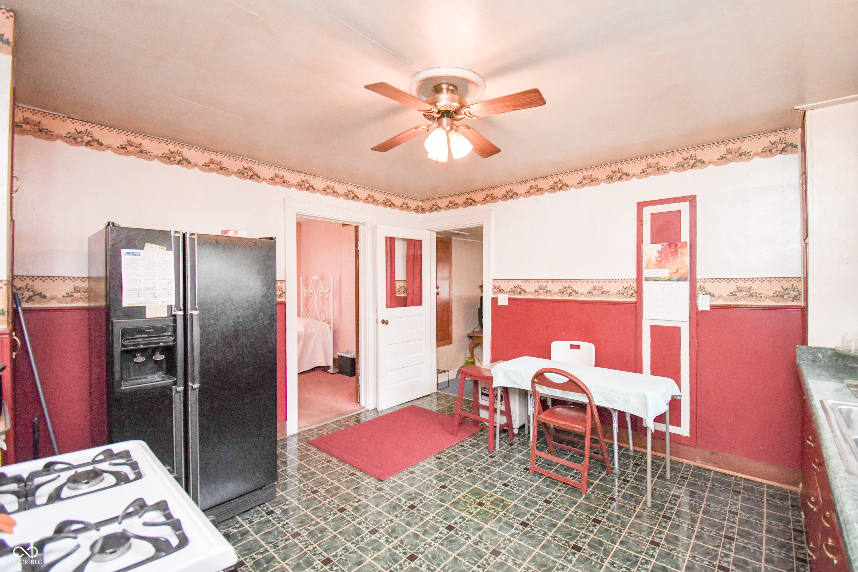 500 Cleveland Street Columbus, IN 47201 - Photo 18 of 32