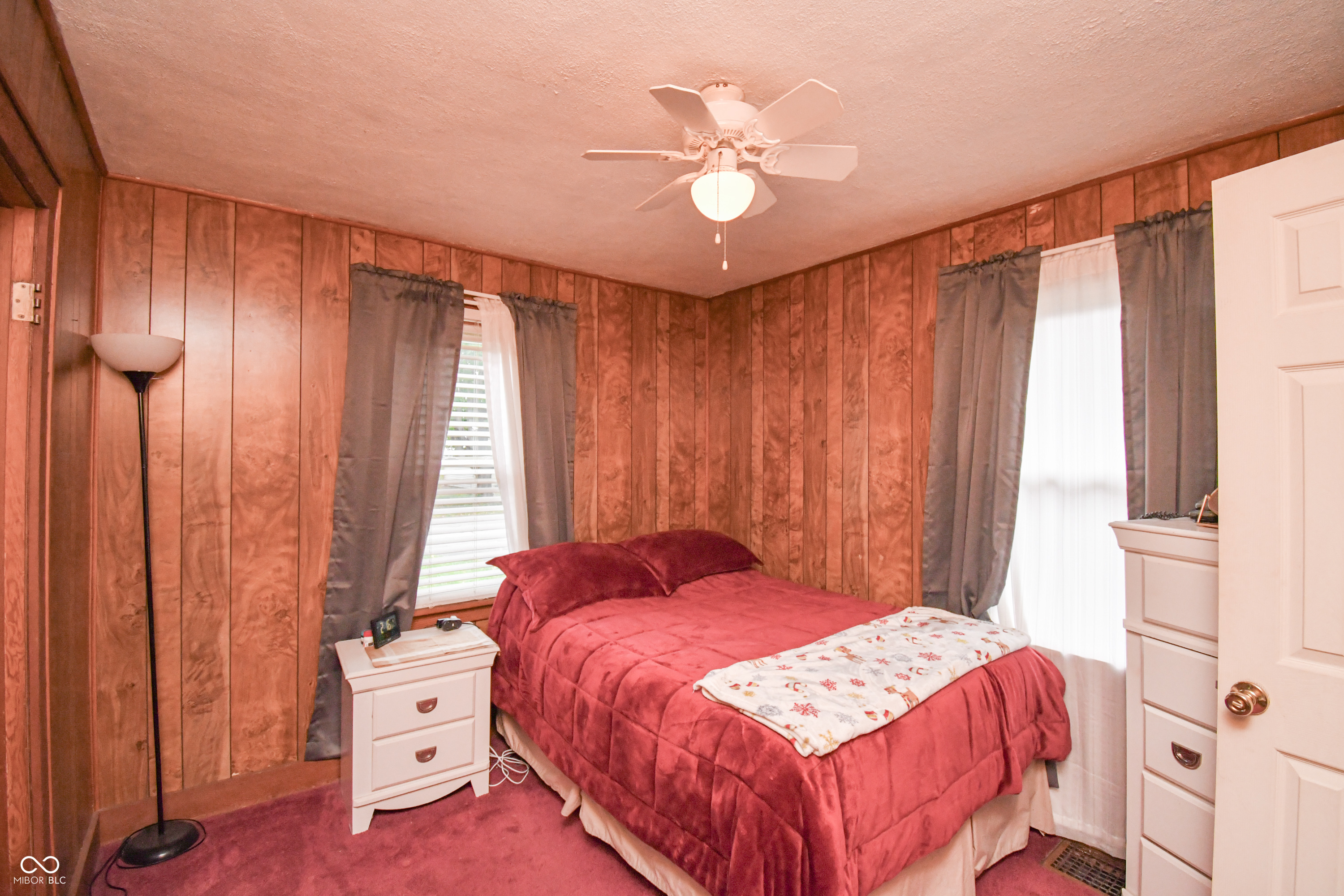 500 Cleveland Street Columbus, IN 47201 - Photo 21 of 32