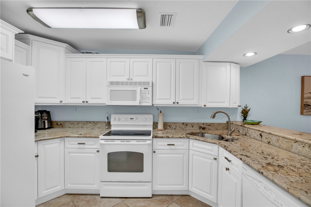 1550 South Ocean Drive, Unit A4 Fort Pierce, FL 34949 - Photo 5 of 36