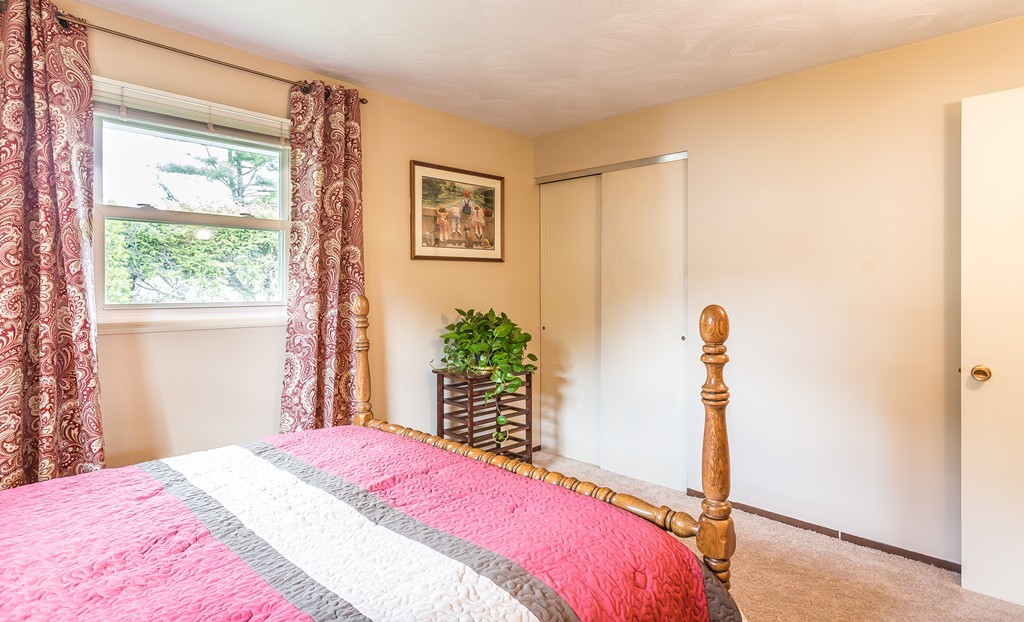 20 Barbara Road Raynham, MA 02767 - Photo 17 of 23 Gallery Image 17
