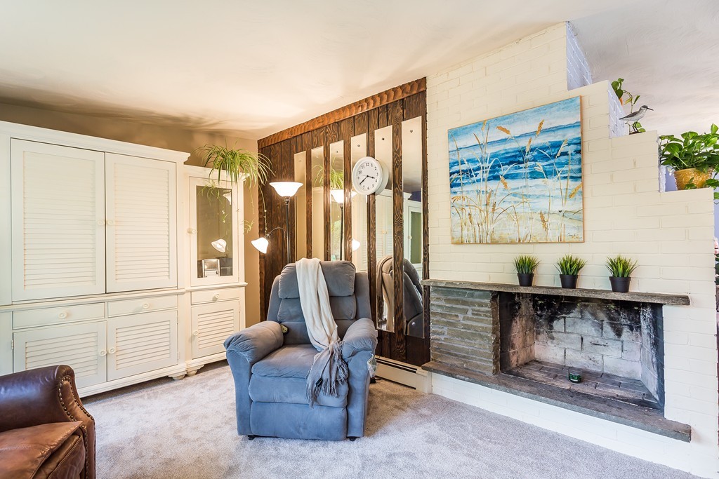 20 Barbara Road Raynham, MA 02767 - Photo 10 of 23 Gallery Image 10
