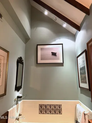 $1,250,000 | 200 Devereux Drive, Natchez, MS 39120