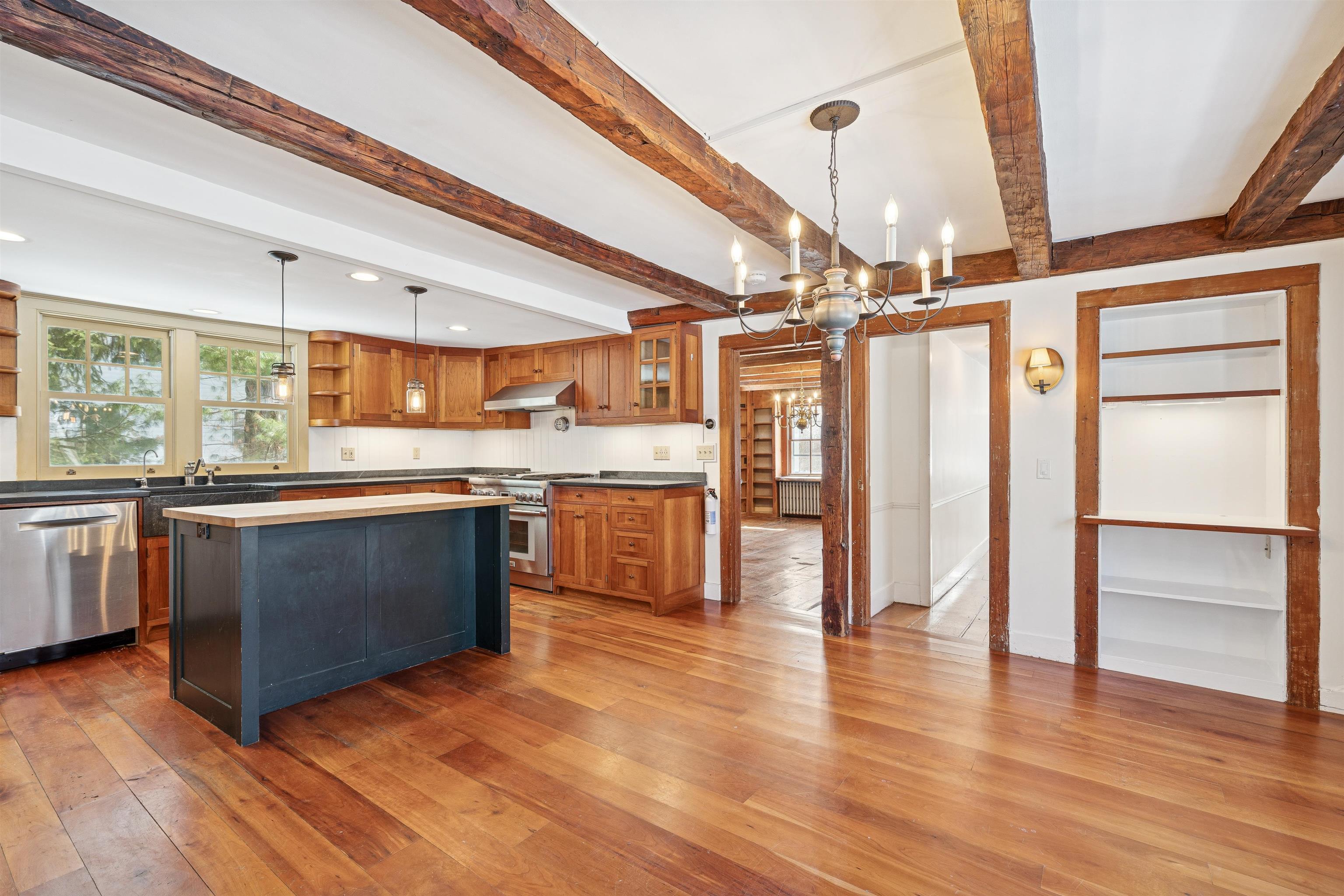 18 Elm Street Norwich, VT 05055 - Photo 16 of 57