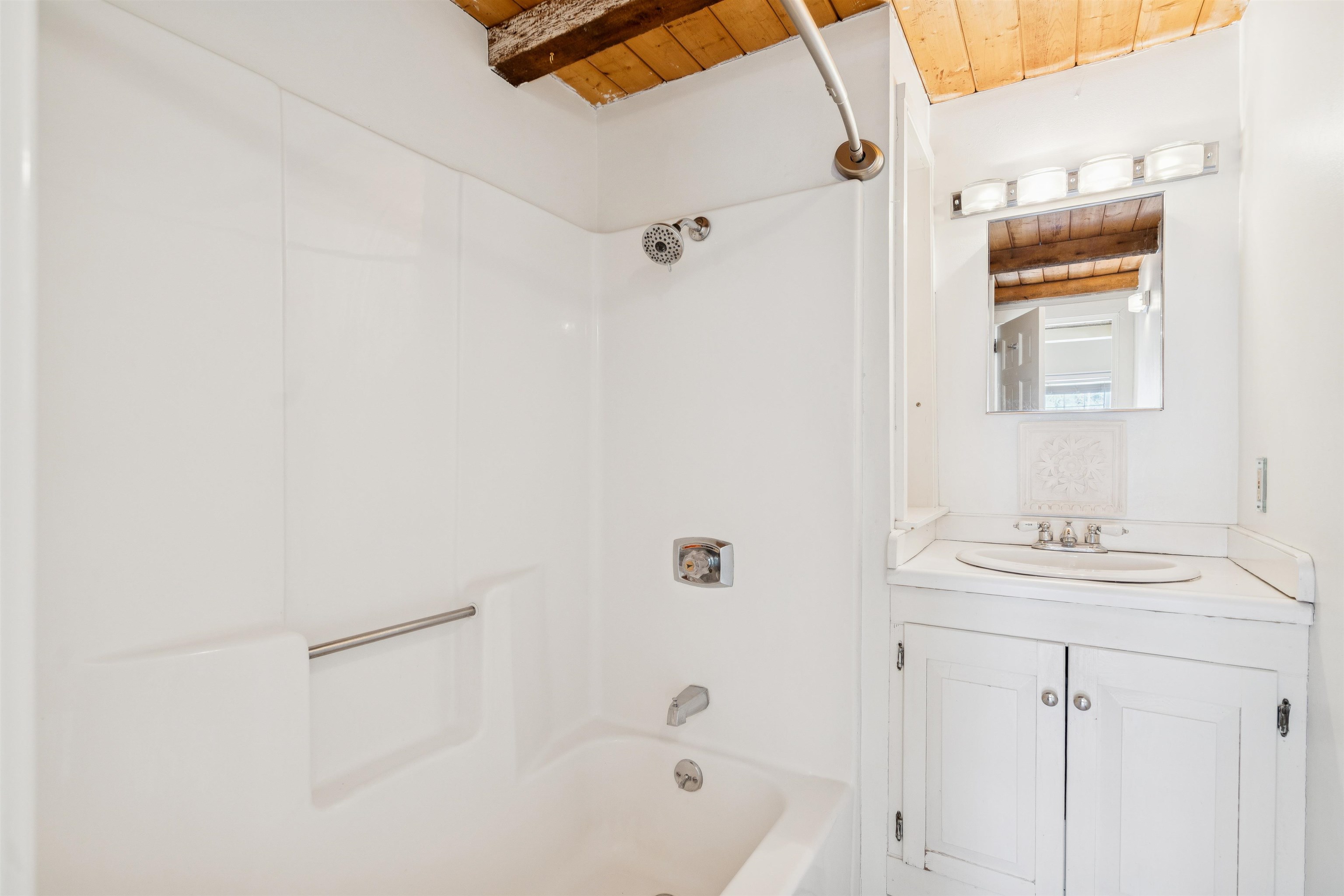 18 Elm Street Norwich, VT 05055 - Photo 52 of 57