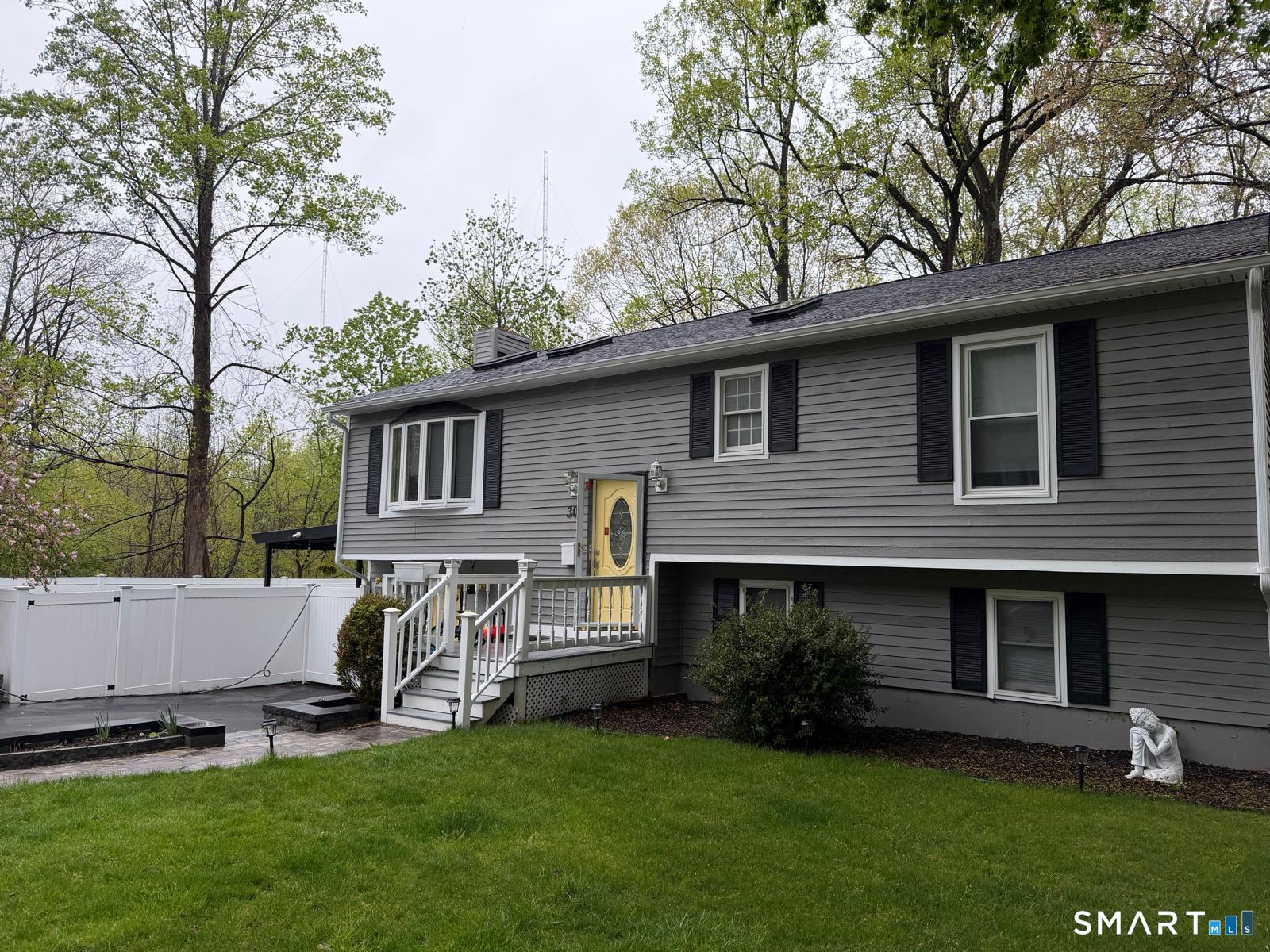 30 Sherbrook Street Bristol, CT 06010 - Photo 1 of 17