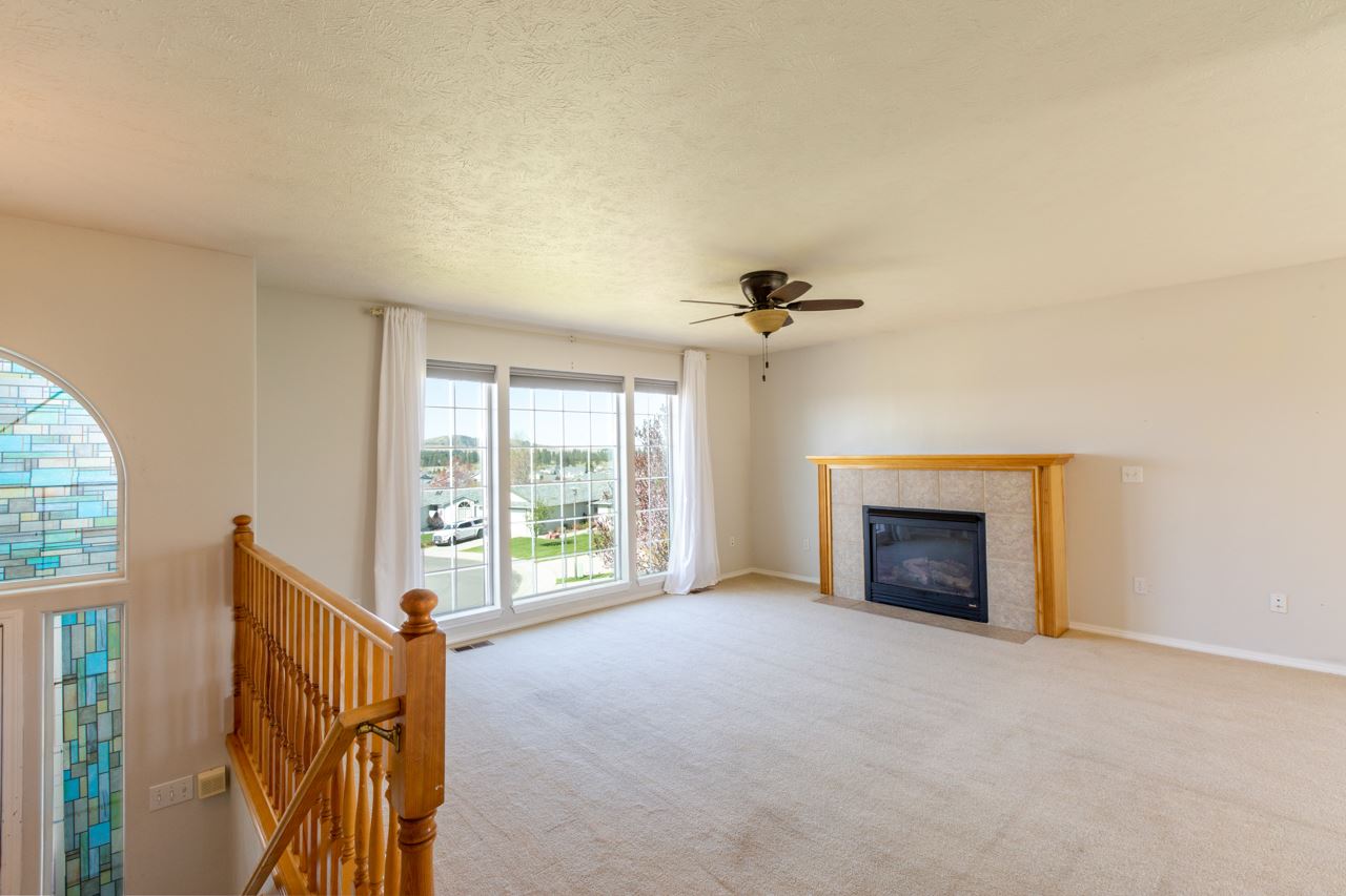 1114 North Fox Ridge Road Medical Lake, WA 99022 - Photo 3 of 19 Gallery Image 3