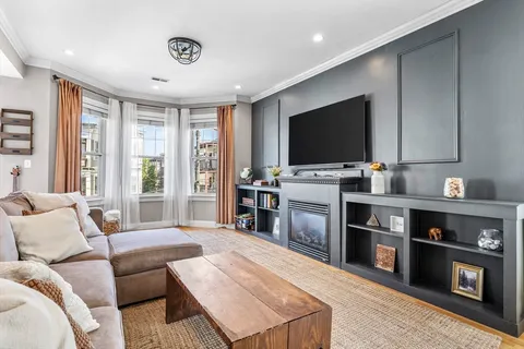 $625,000 | 17 Lafield Street, Unit 2, Boston, MA 02122