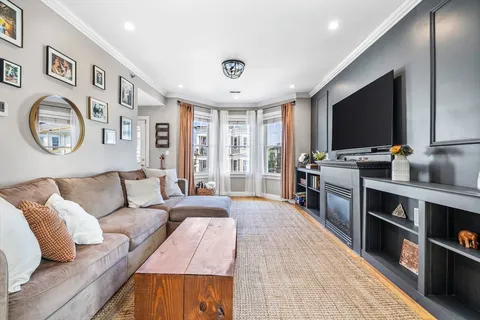 $625,000 | 17 Lafield Street, Unit 2, Boston, MA 02122