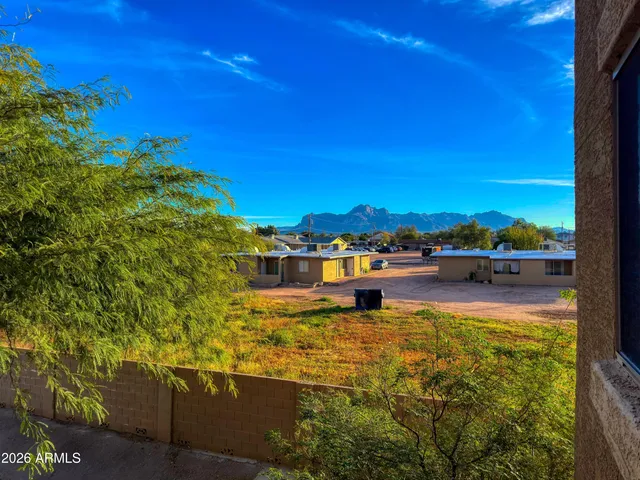 $224,900 | 537 South Delaware Drive, Unit 221, Apache Junction, AZ 85120