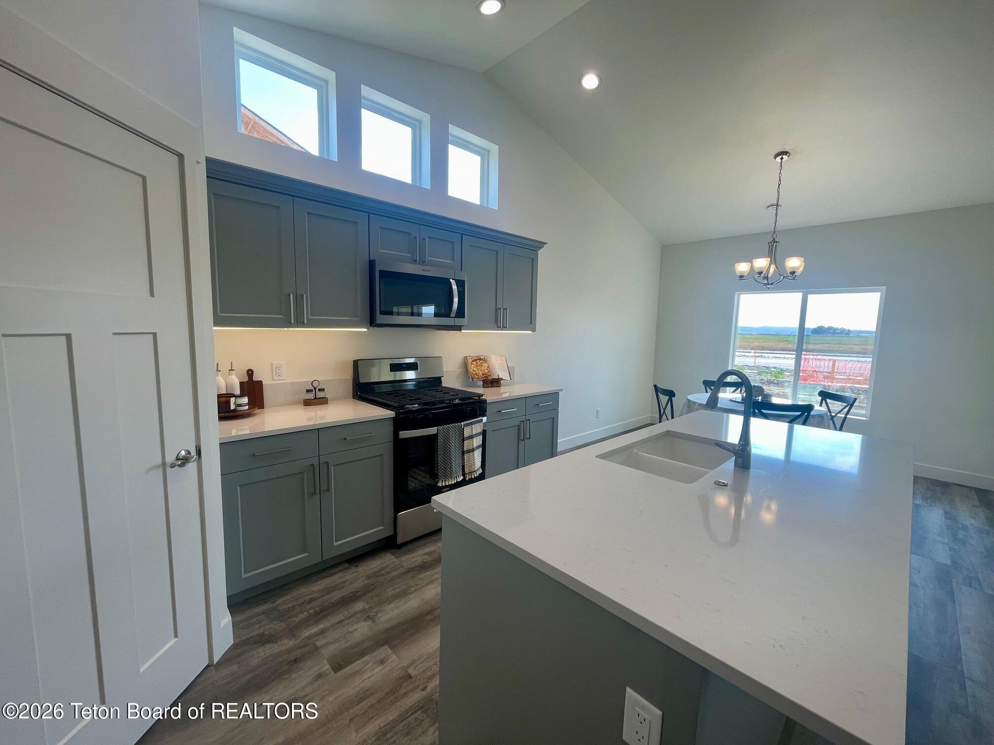 1622 Wrangler Way Pinedale, WY 82941 - Photo 4 of 13 Kitchen