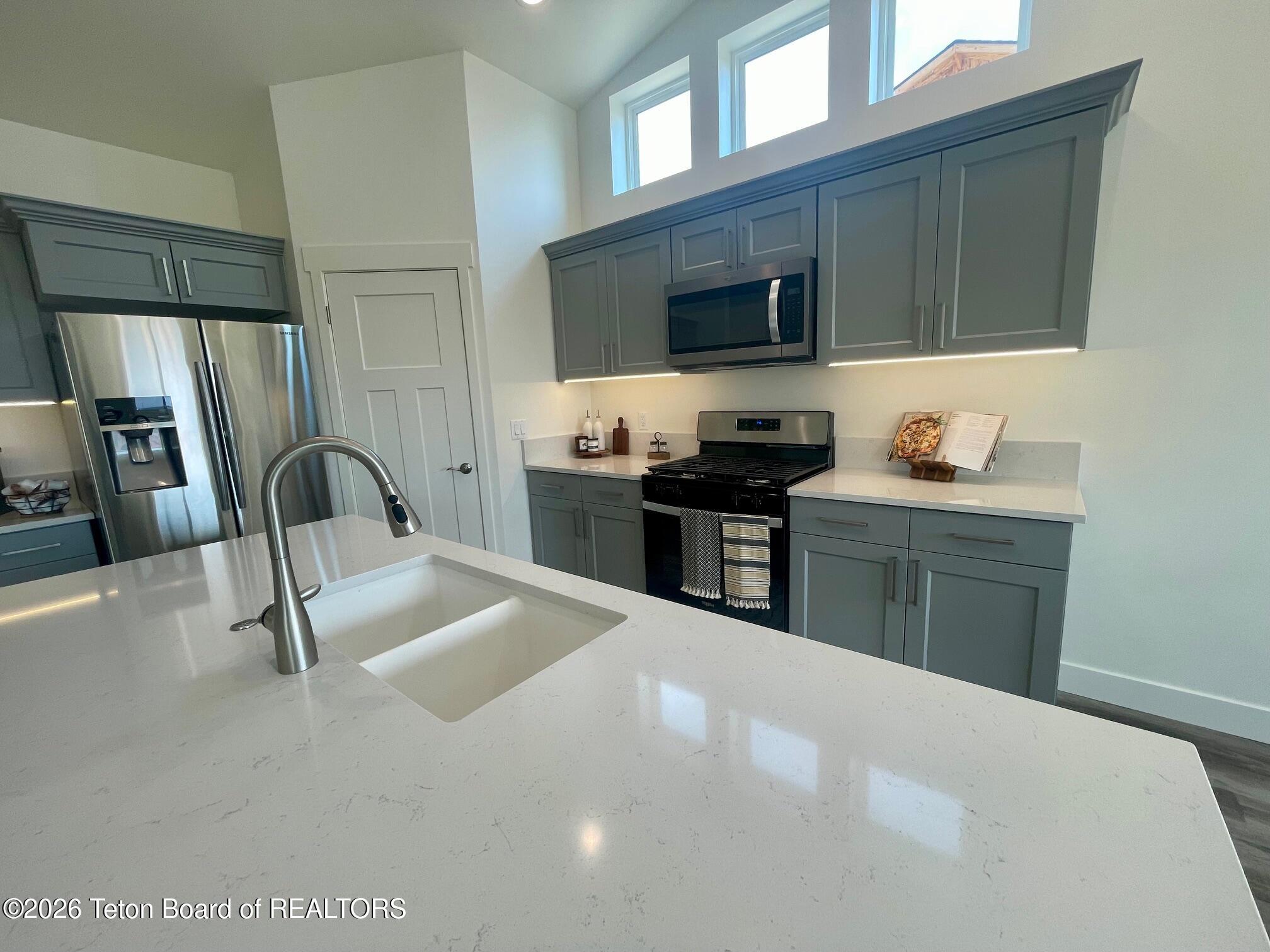 1622 Wrangler Way Pinedale, WY 82941 - Photo 6 of 13 Kitchen
