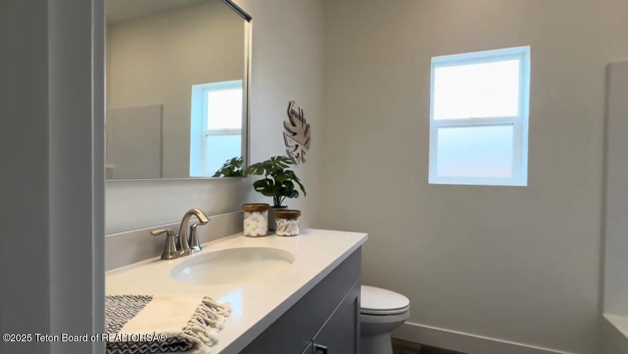 1622 Wrangler Way Pinedale, WY 82941 - Photo 10 of 11 Guest Bathroom