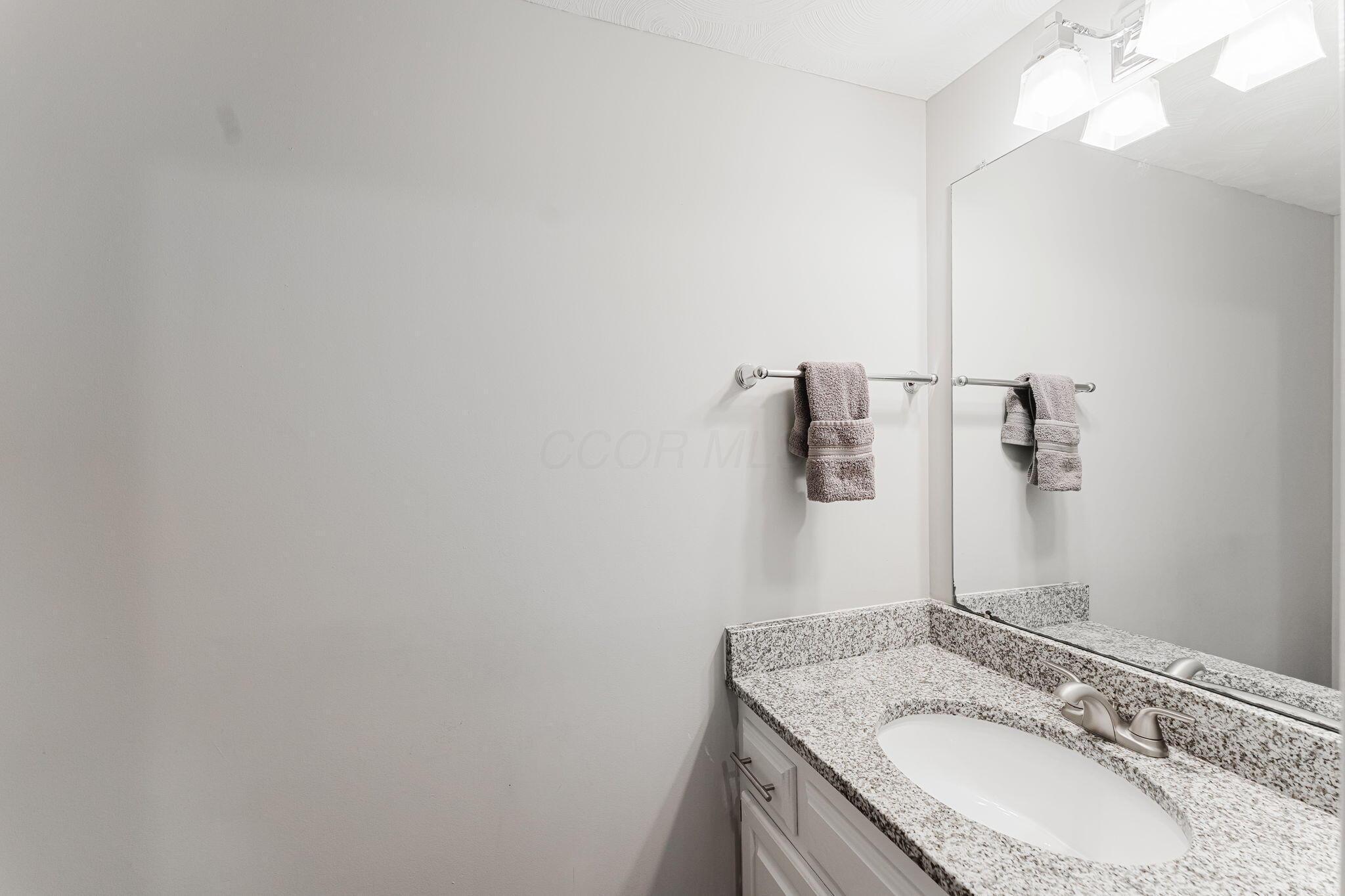 1015 Pine View Road Westerville, OH 43081 - Photo 22 of 44 Half Bath