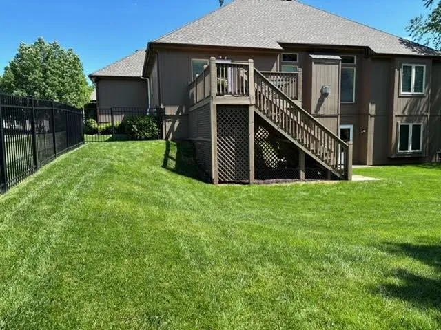 $589,900 | 8830 North Glenwood Avenue, Kansas City, MO 64157