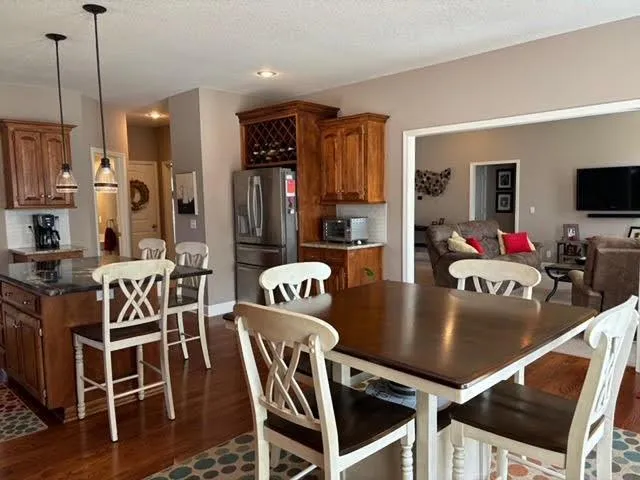 $589,900 | 8830 North Glenwood Avenue, Kansas City, MO 64157