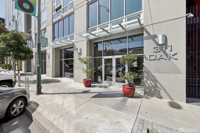 $675,000 | 311 Oak Street, Unit 301, Oakland, CA 94607