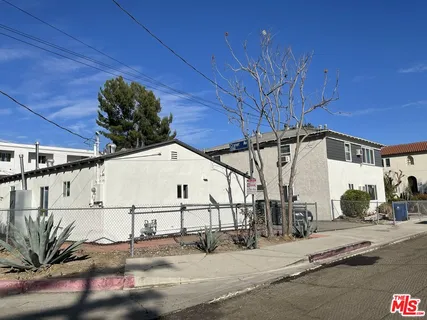 a view of a house with a garage