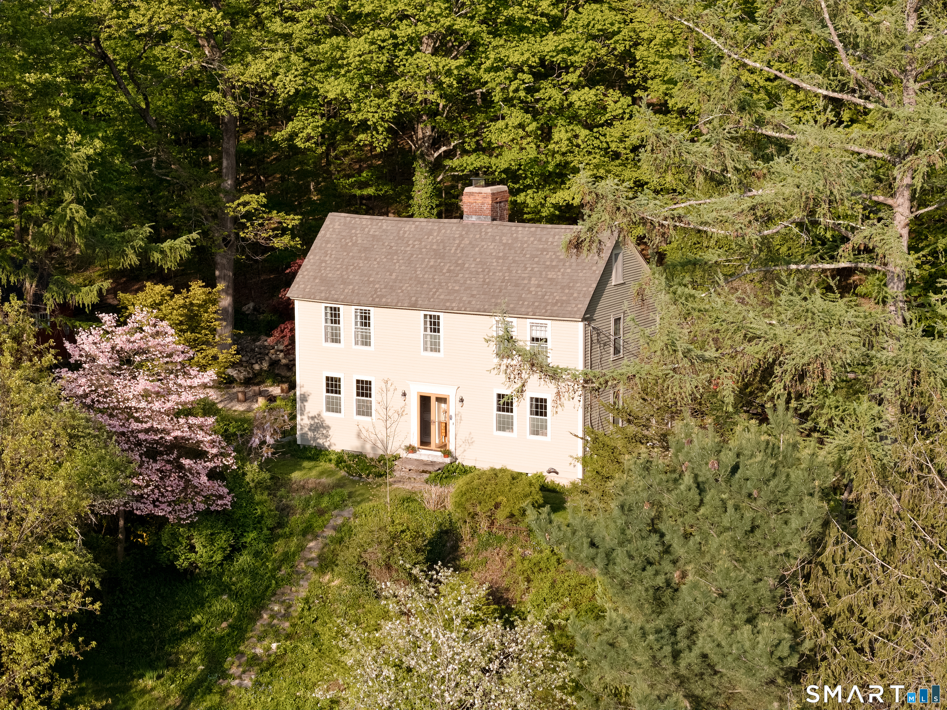 4 Cemetery Road Canton, CT 06019 - Photo 1 of 40