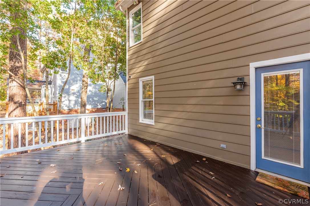 5804 Rosebay Forest Road Midlothian, VA 23112 - Photo 42 of 47 newly stained back deck