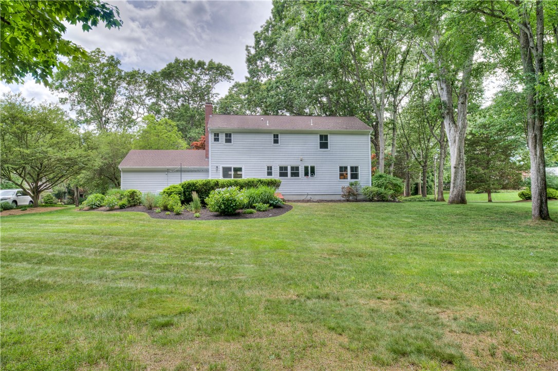 22 Pinetop Road Barrington, RI 02806 - Photo 39 of 40