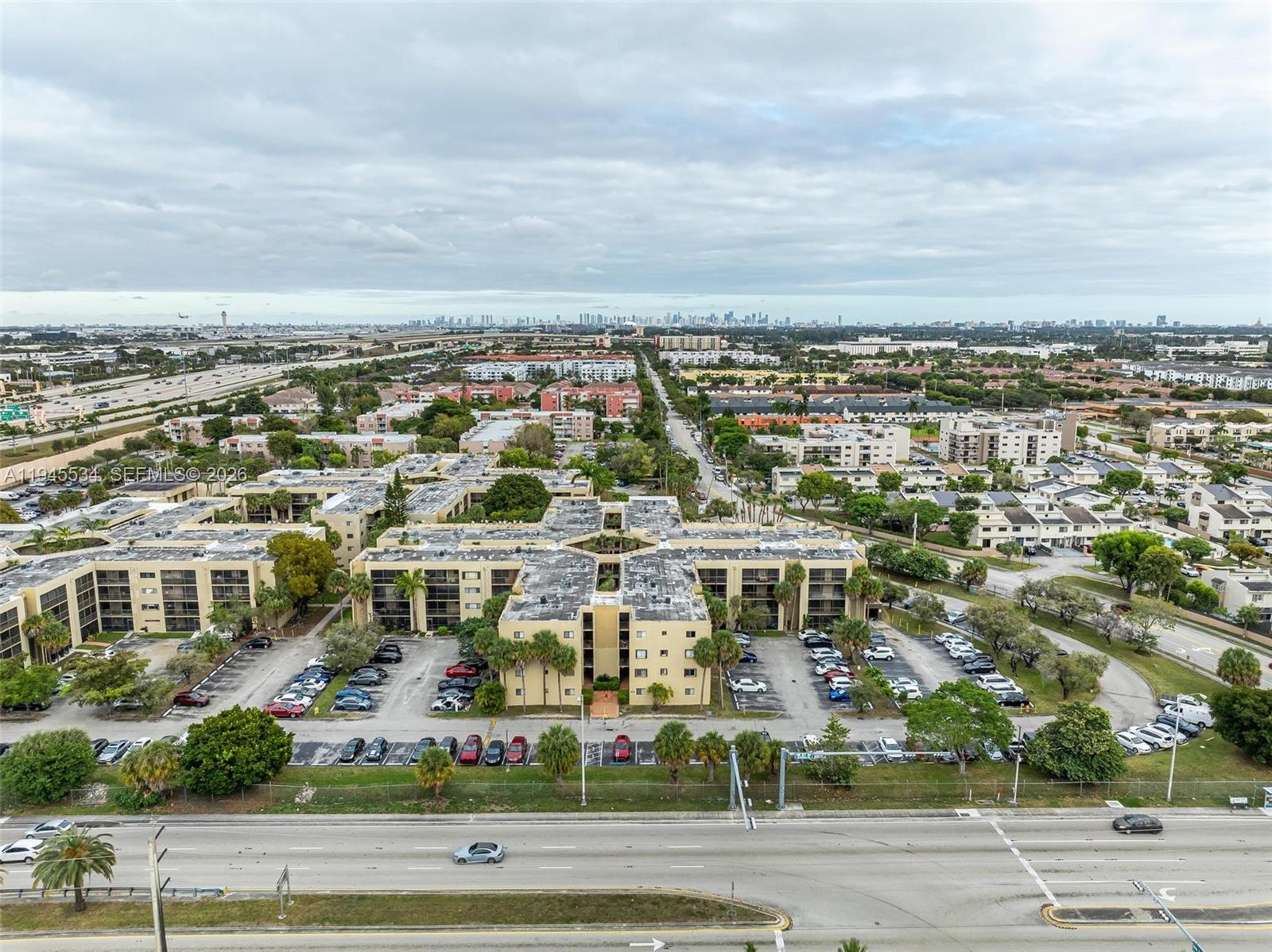 8635 Northwest 8th Street, Unit 413 Miami, FL 33126 - Photo 21 of 26