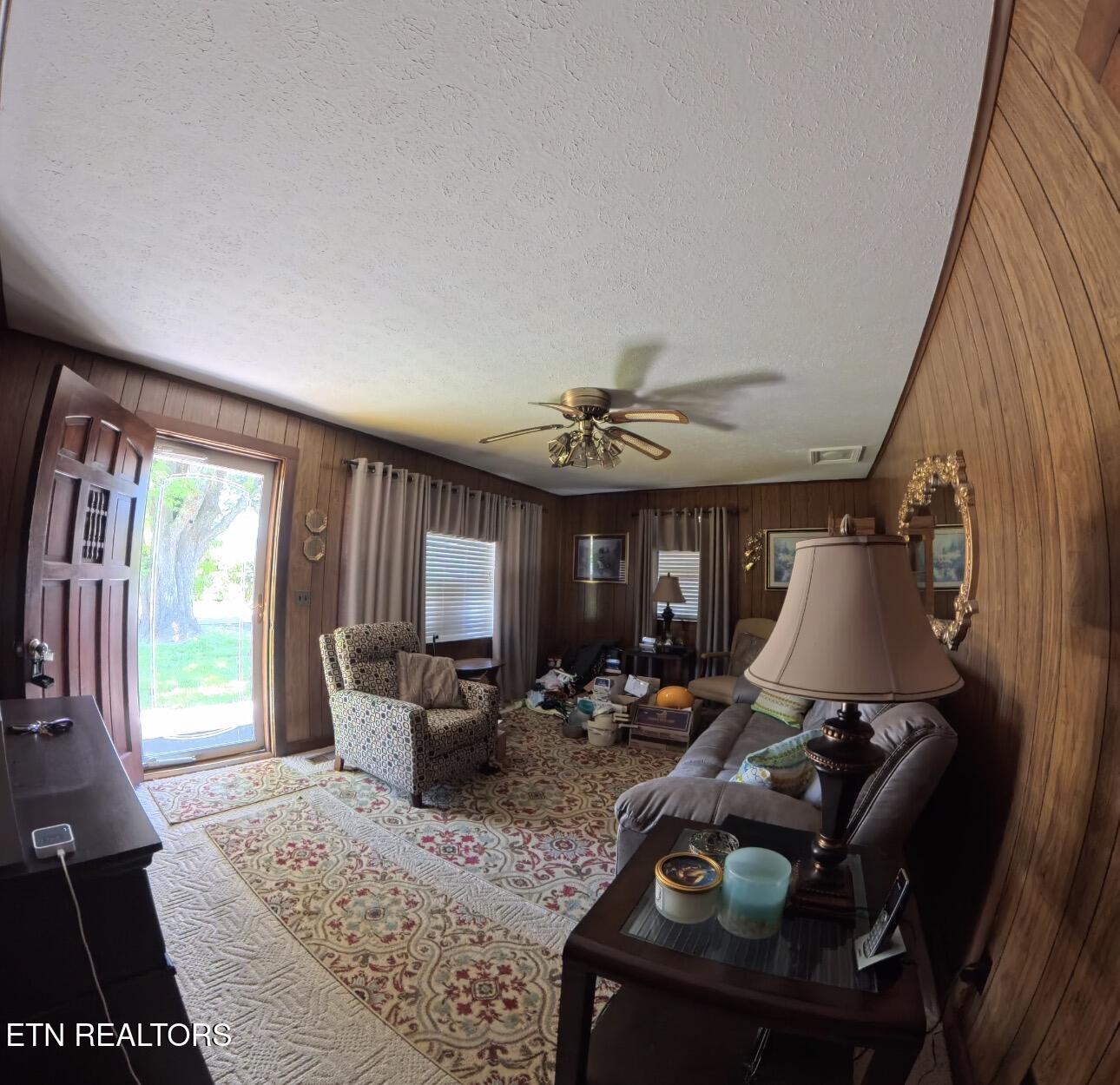 156 Easy Street Newport, TN 37821 - Photo 2 of 16 IMG_0730