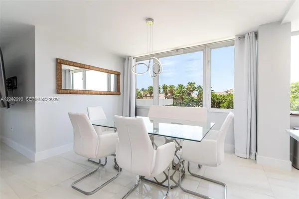 $1,400,000 | 3912 South Ocean Boulevard, Unit 306, Highland Beach, FL 33487