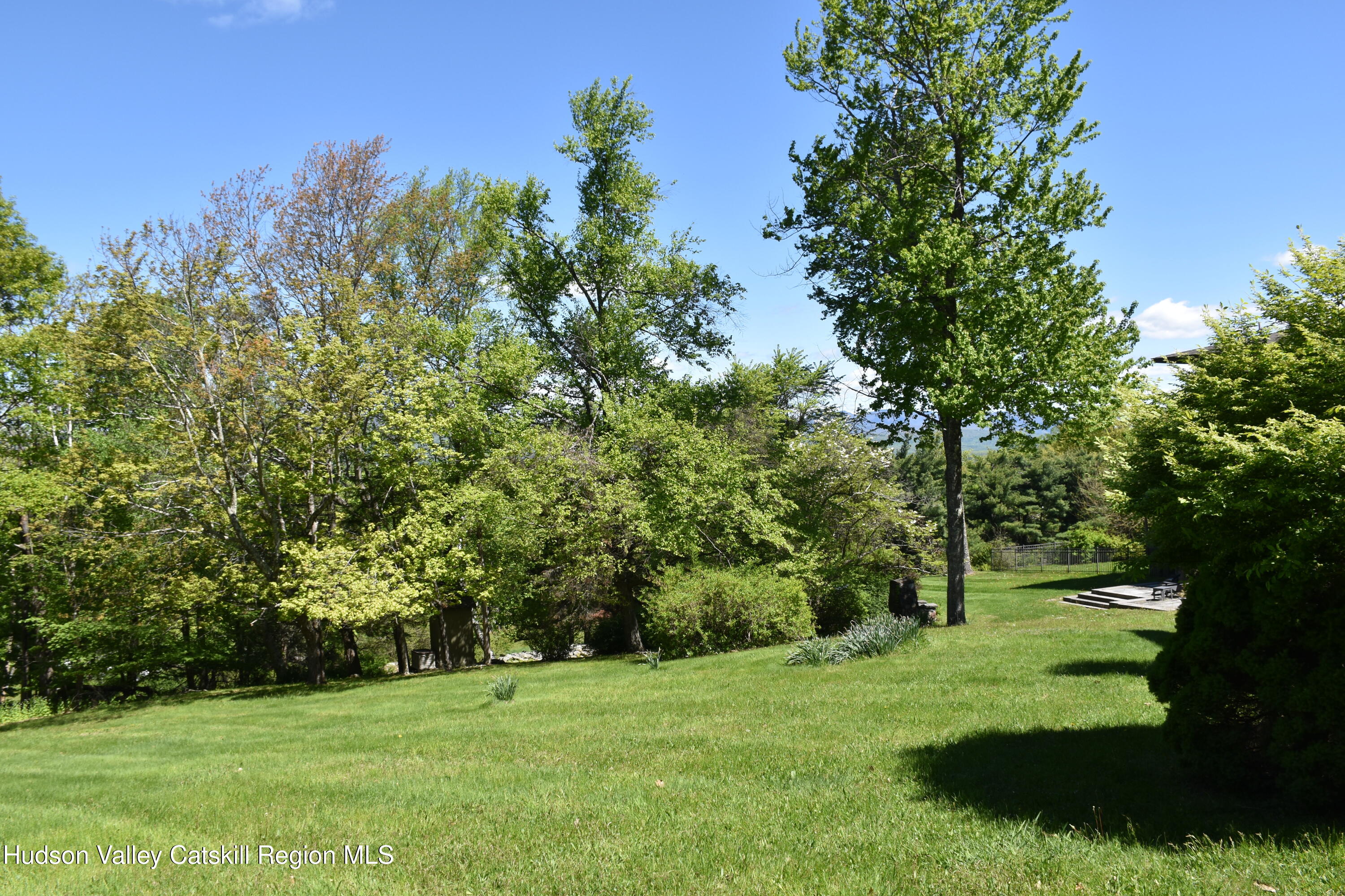 84 Highland Road Stone Ridge, NY 12484 - Photo 4 of 25 DSC_0884