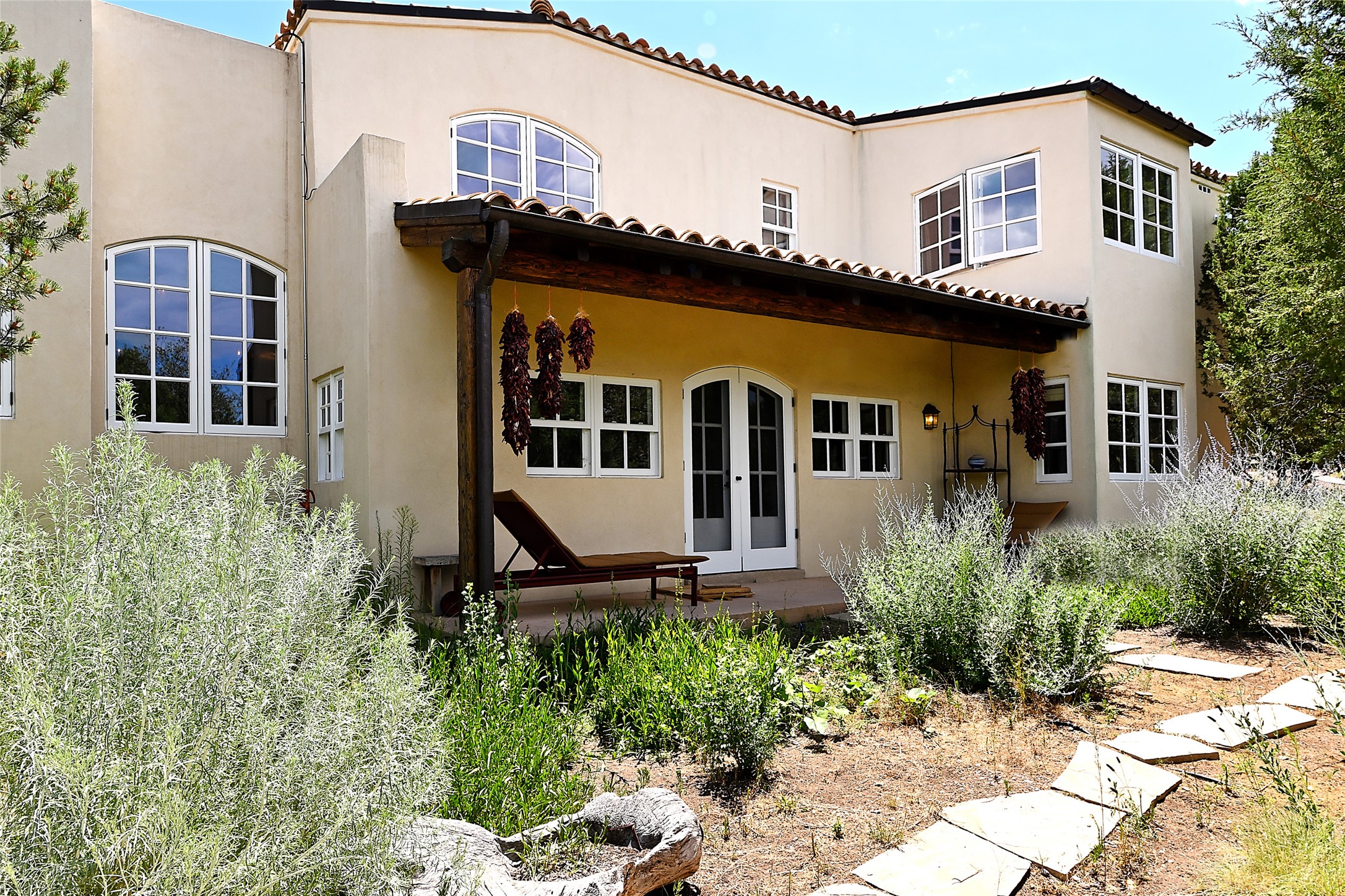 37 Rancho Escondido Santa Fe, NM 87506 - Photo 19 of 36