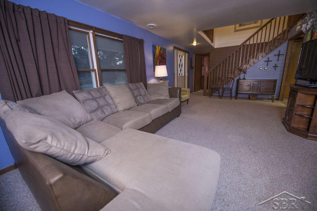 3545 South Fenmore Road Merrill, MI 48637 - Photo 4 of 26 31335453-3.JPG