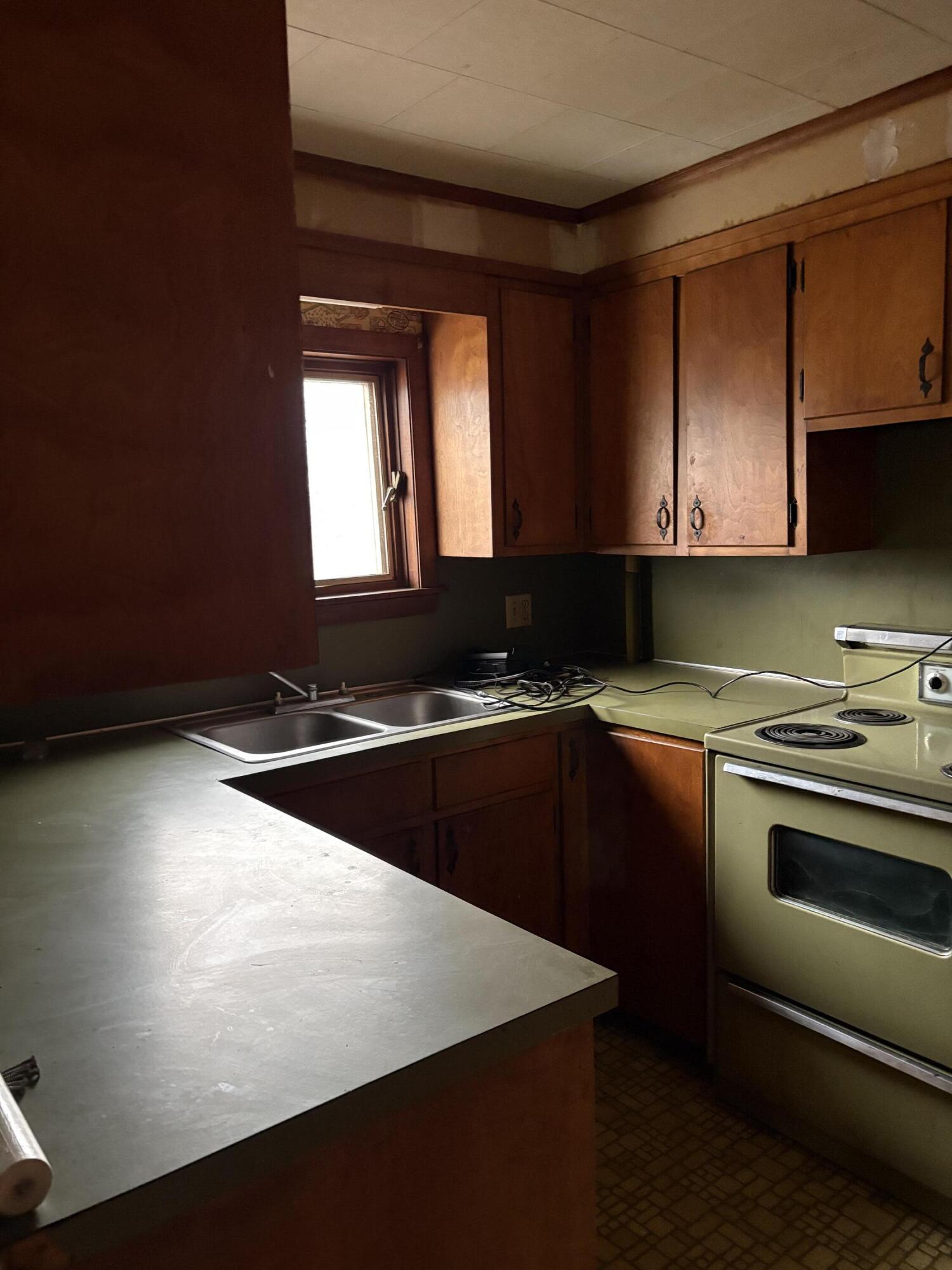 51 State Street Presque Isle, ME 04769 - Photo 17 of 24 State Street 9