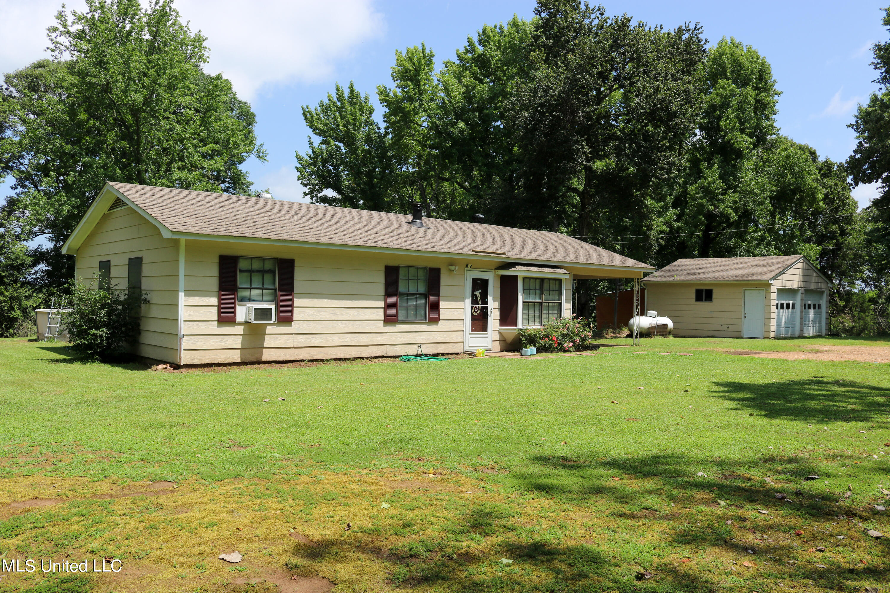 4768 North Crockett Road Sarah, MS 38665 - Photo 2 of 51 4768 N Crockett Road-02
