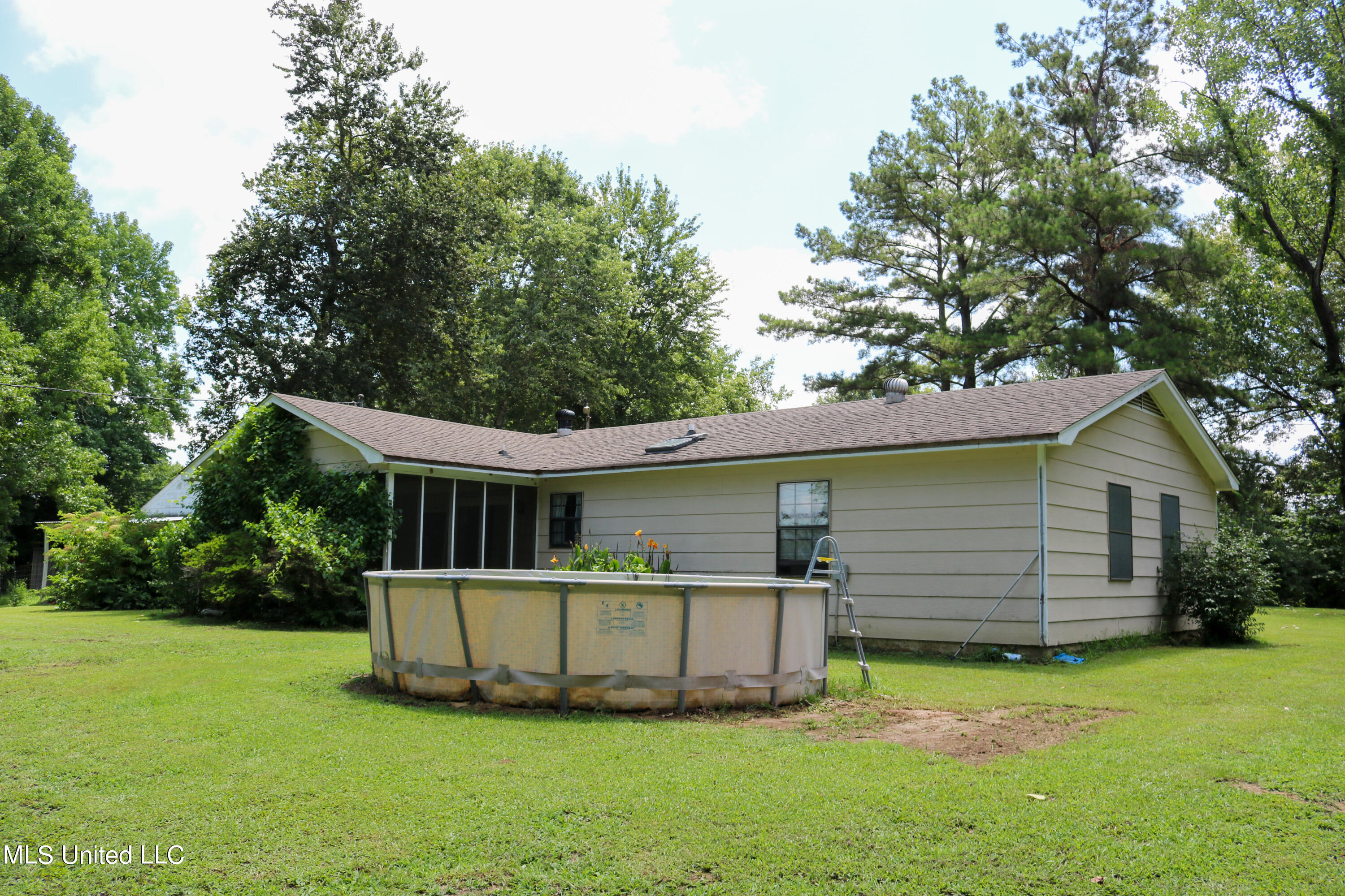 4768 North Crockett Road Sarah, MS 38665 - Photo 9 of 51 4768 N Crockett Road-09