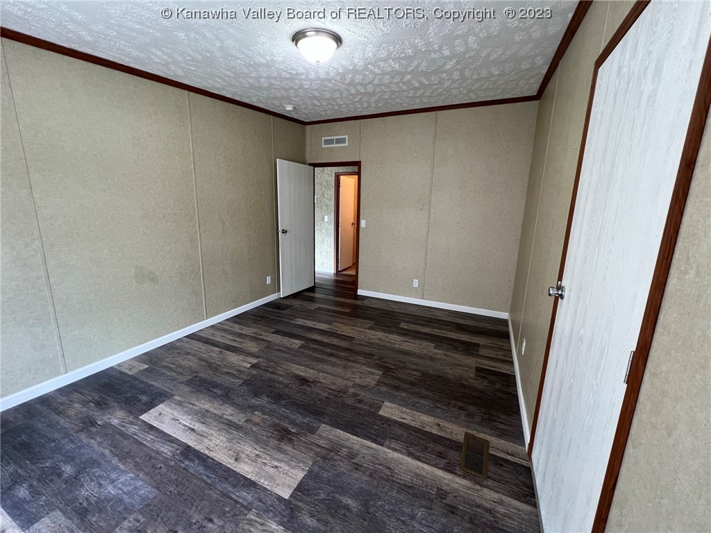 7165 Winfield Road Winfield, WV 25213 - Photo 23 of 34 Gallery Image 23