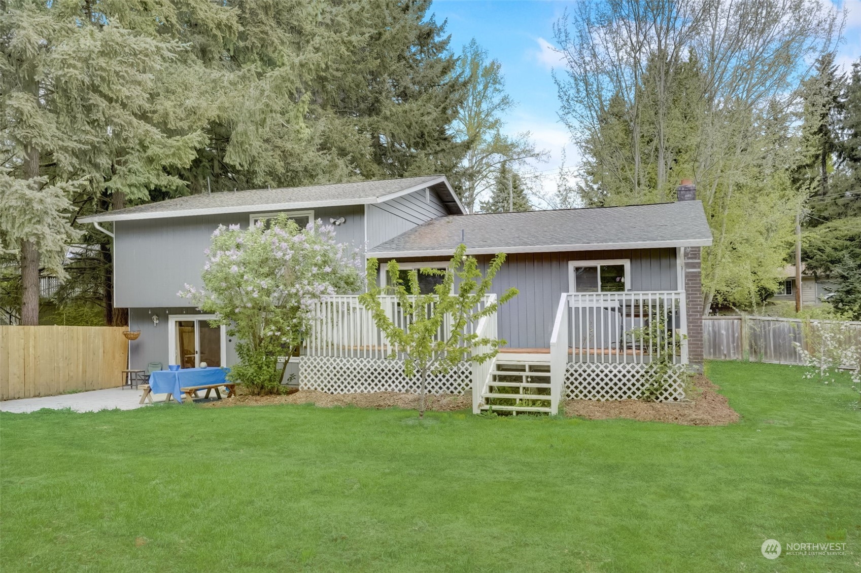 968 Brookdale Road East Tacoma, WA 98445 - Photo 25 of 31 a front view of a house with a garden