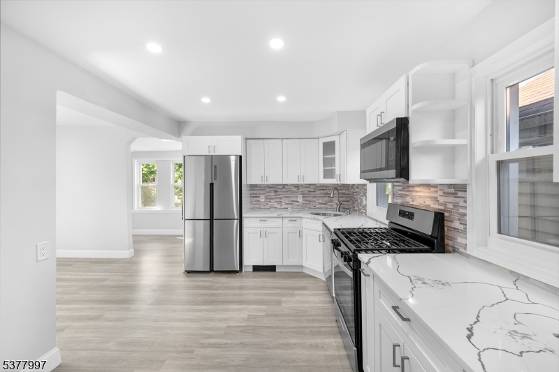 16 New Street, Unit 2 Montclair, NJ 07042 - Photo 5 of 17