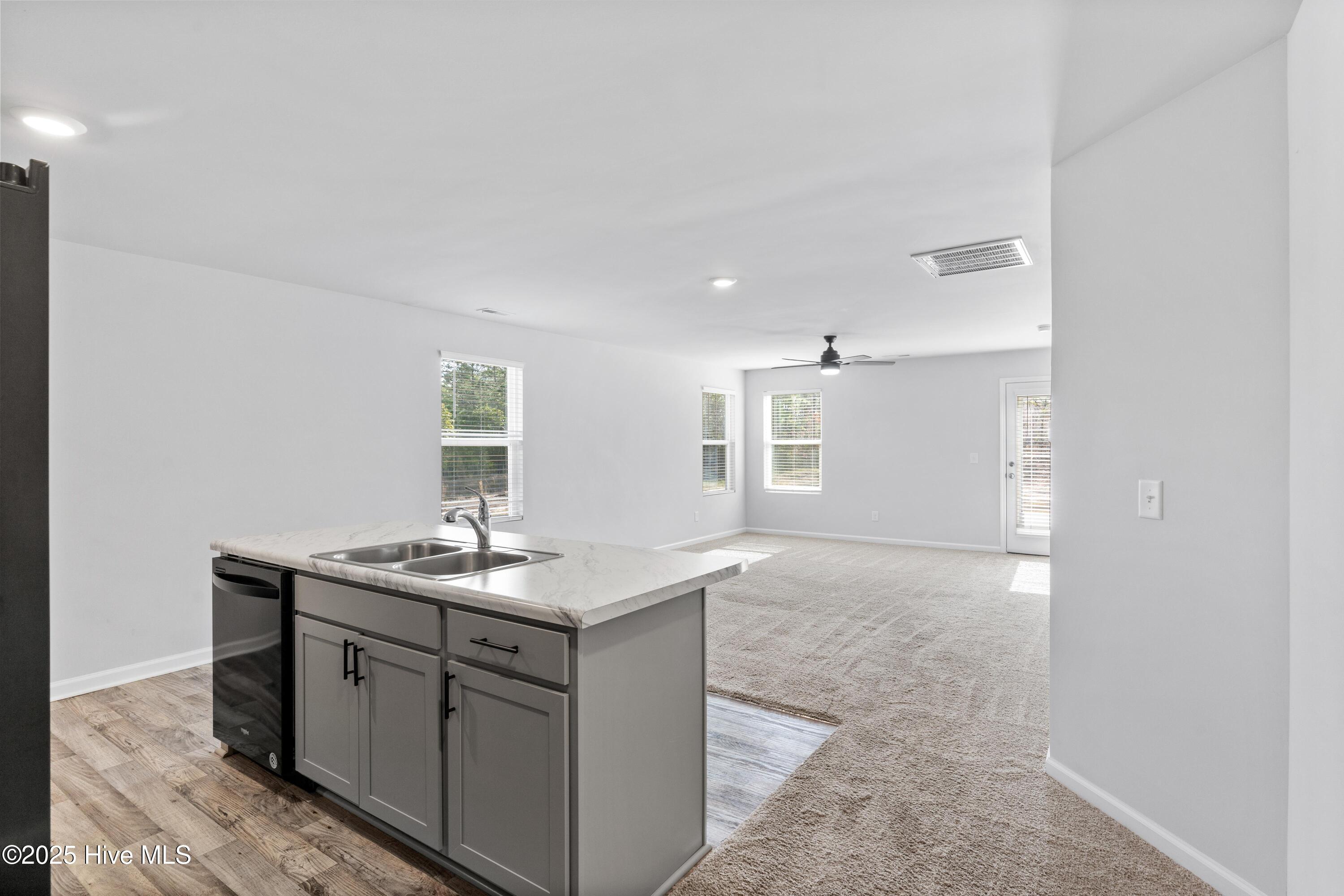 414 Hope Lane Holly Ridge, NC 28445 - Photo 10 of 45 7 (1)